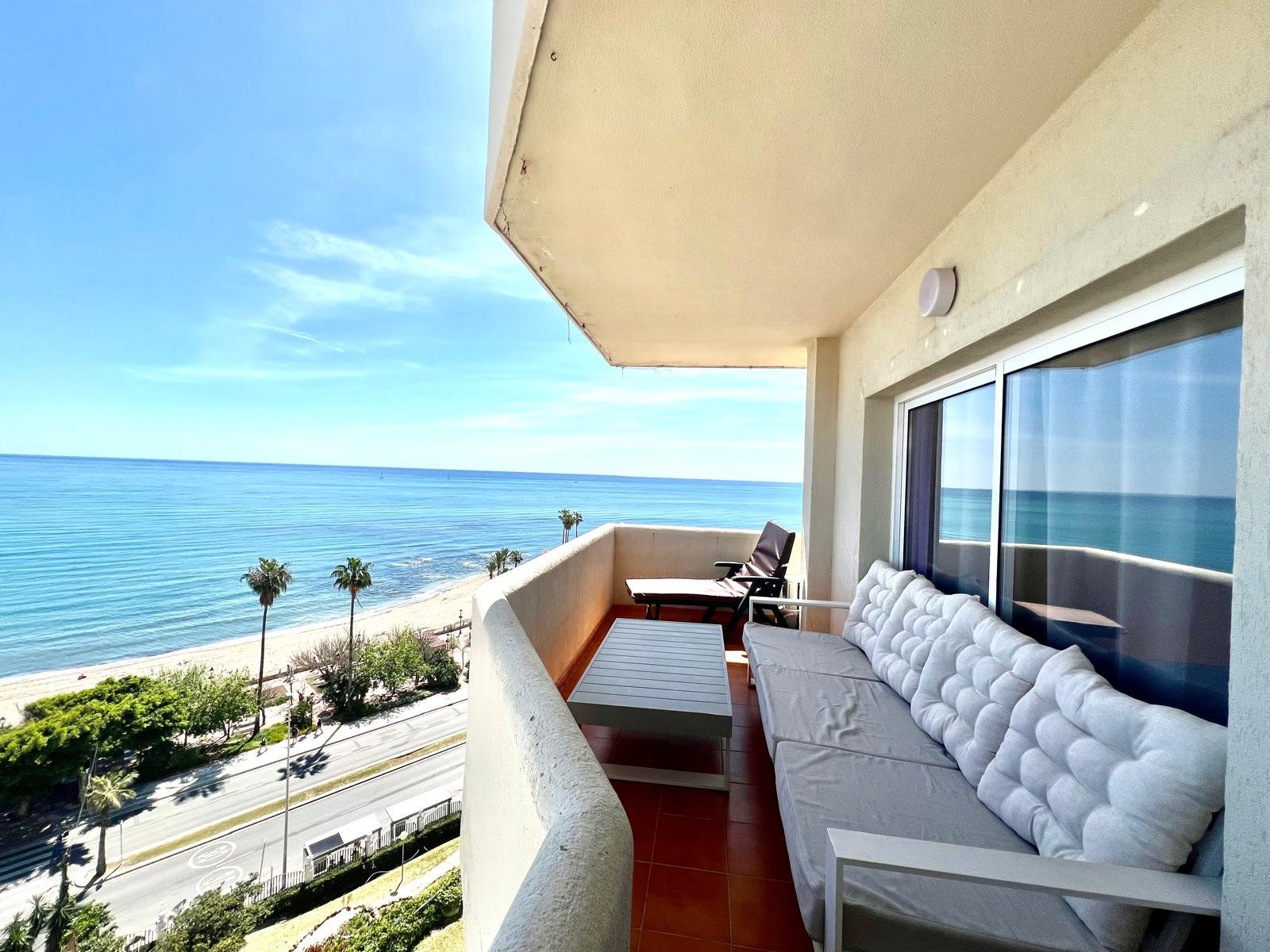 in Benalmádena - Large Deluxe Front Sea View Apartment Benalbeach