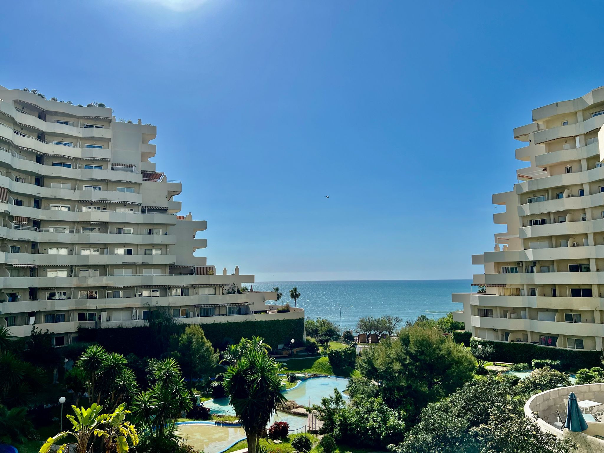  in Benalmádena - Benalbeach Apartment with Sea & Garden View 