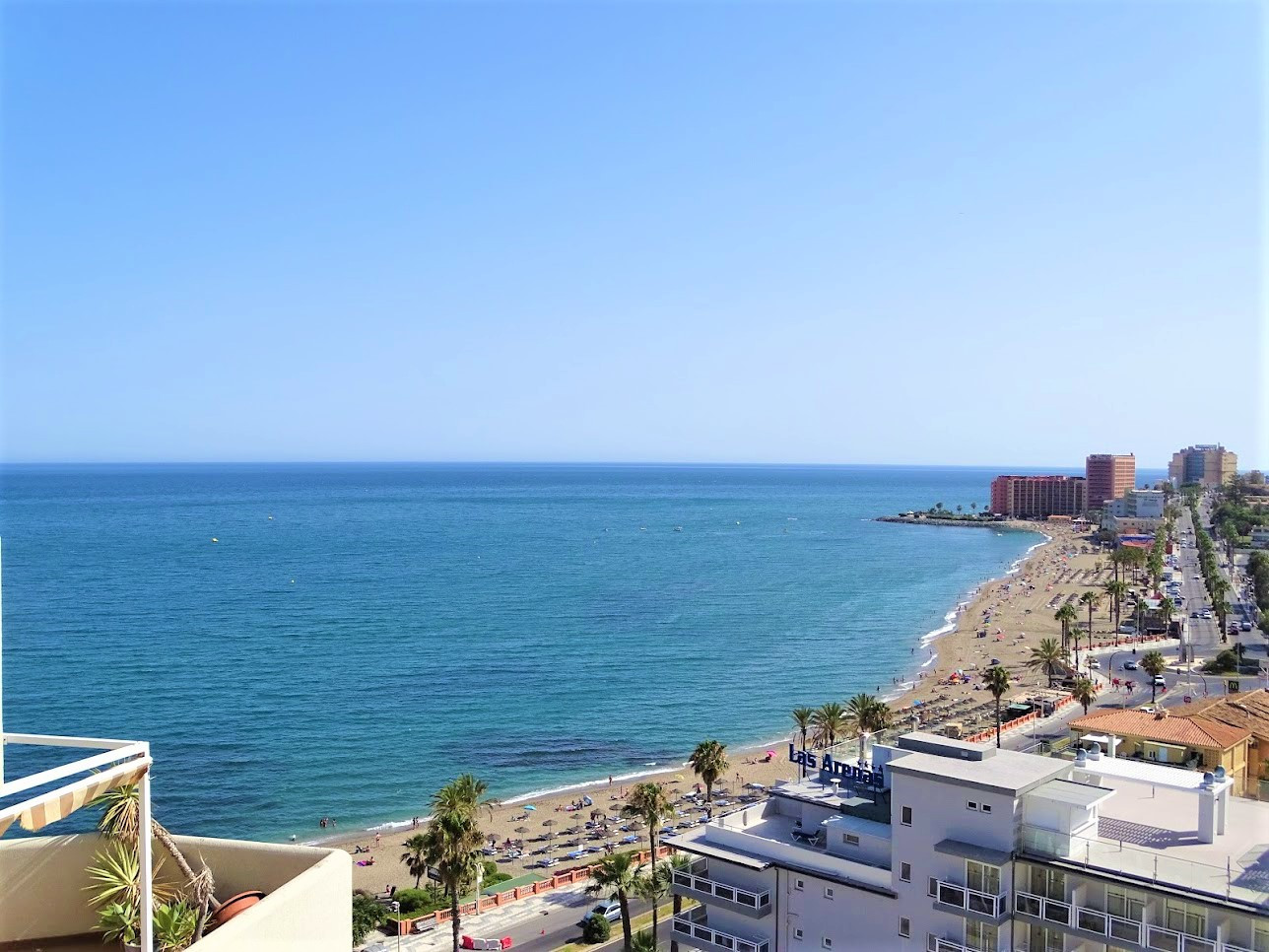  in Benalmádena - Benalmadena Front Line Sea View 1 Bedroom Large Apartment