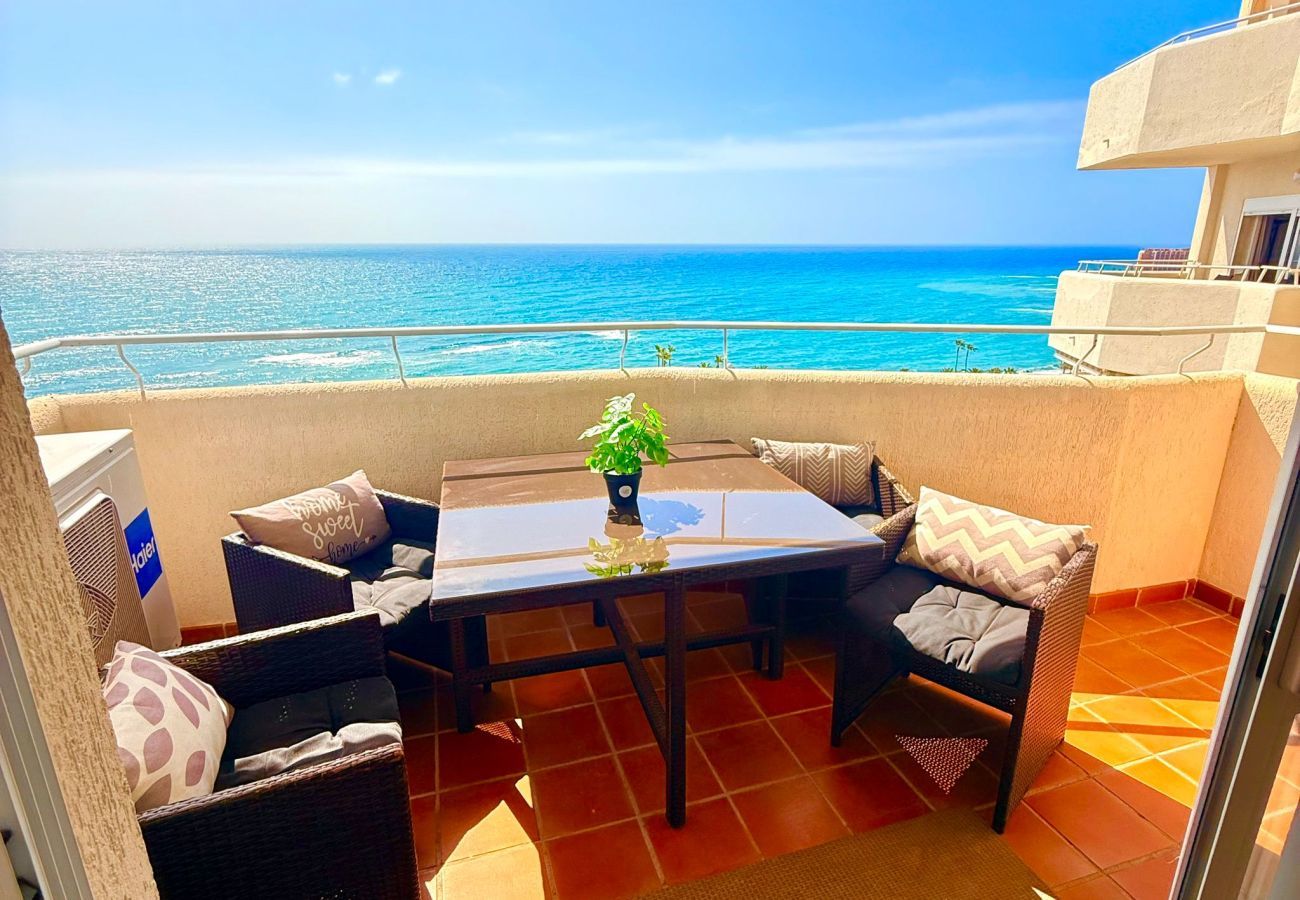 Apartment in Benalmádena - Benalbeach Apartment with Magnificent Sea View