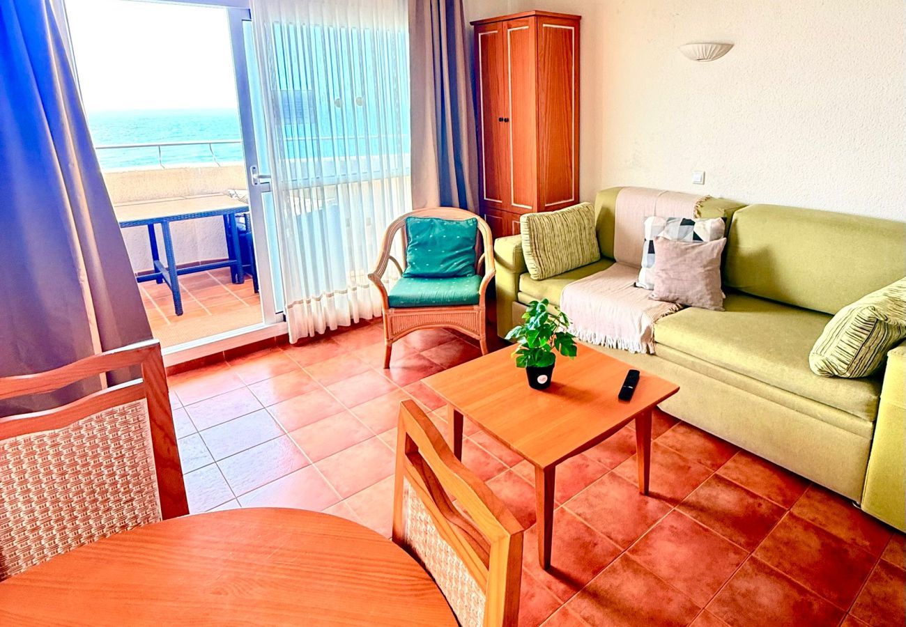 Apartment in Benalmádena - Benalbeach Apartment with Magnificent Sea View