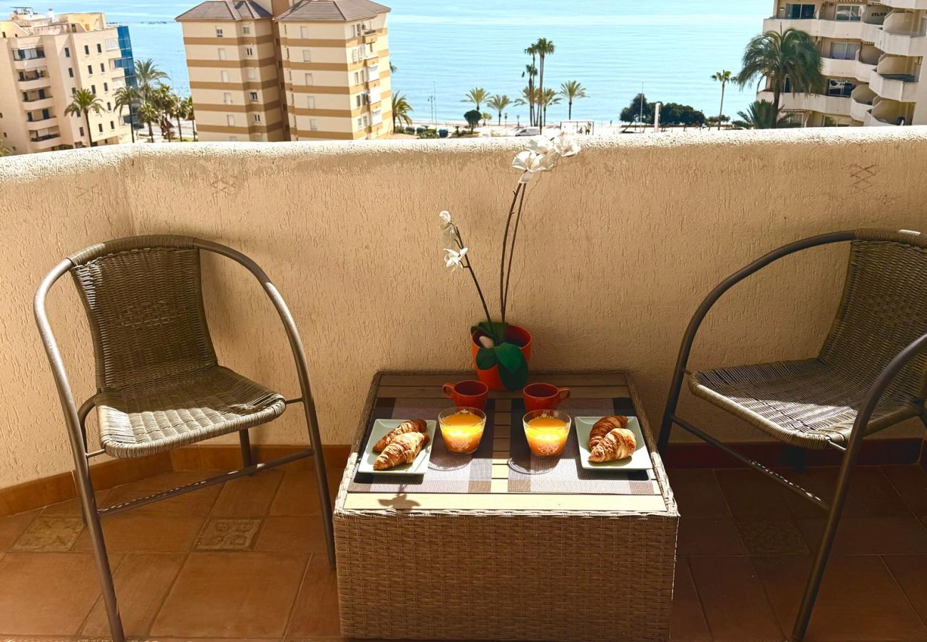 Studio in Benalmádena - Spacious Studio in Benalbeach with sea views