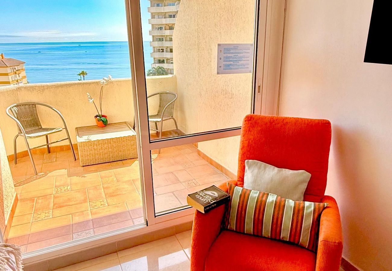 Studio in Benalmádena - Spacious Studio in Benalbeach with sea views