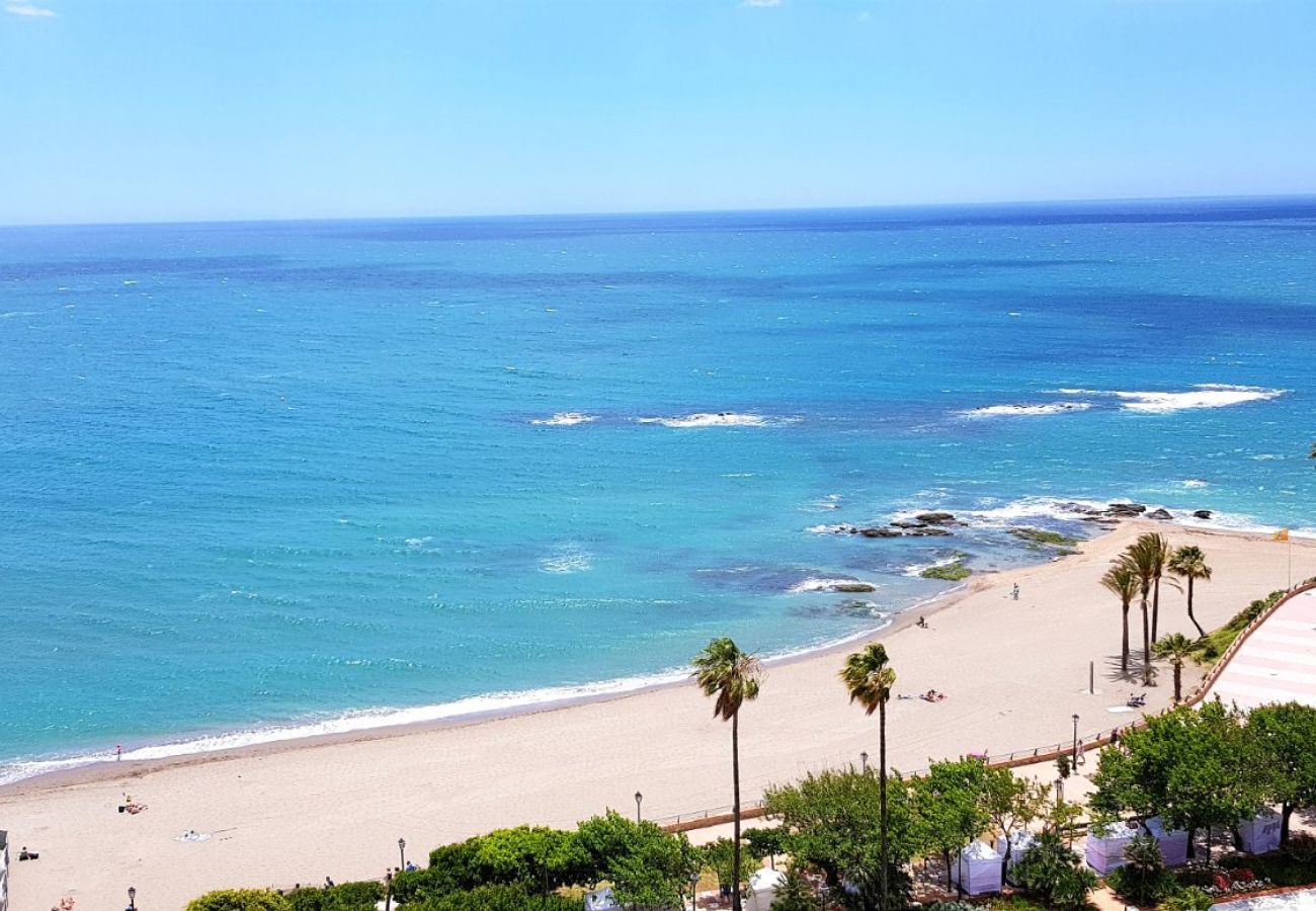 Apartment in Benalmádena - Benalbeach Beach Front Apartment