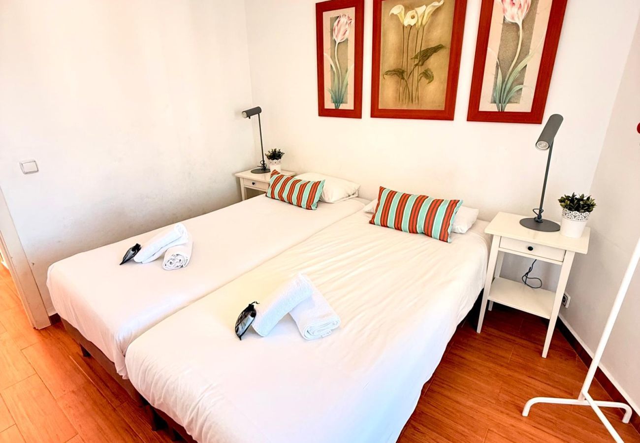 Apartment in Benalmádena - Deluxe penthouse with sea views near Puerto Marina