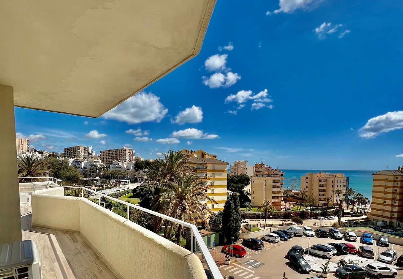 Apartment in Benalmádena - Luxury Condo Sea View Large Terrace BenalBeach