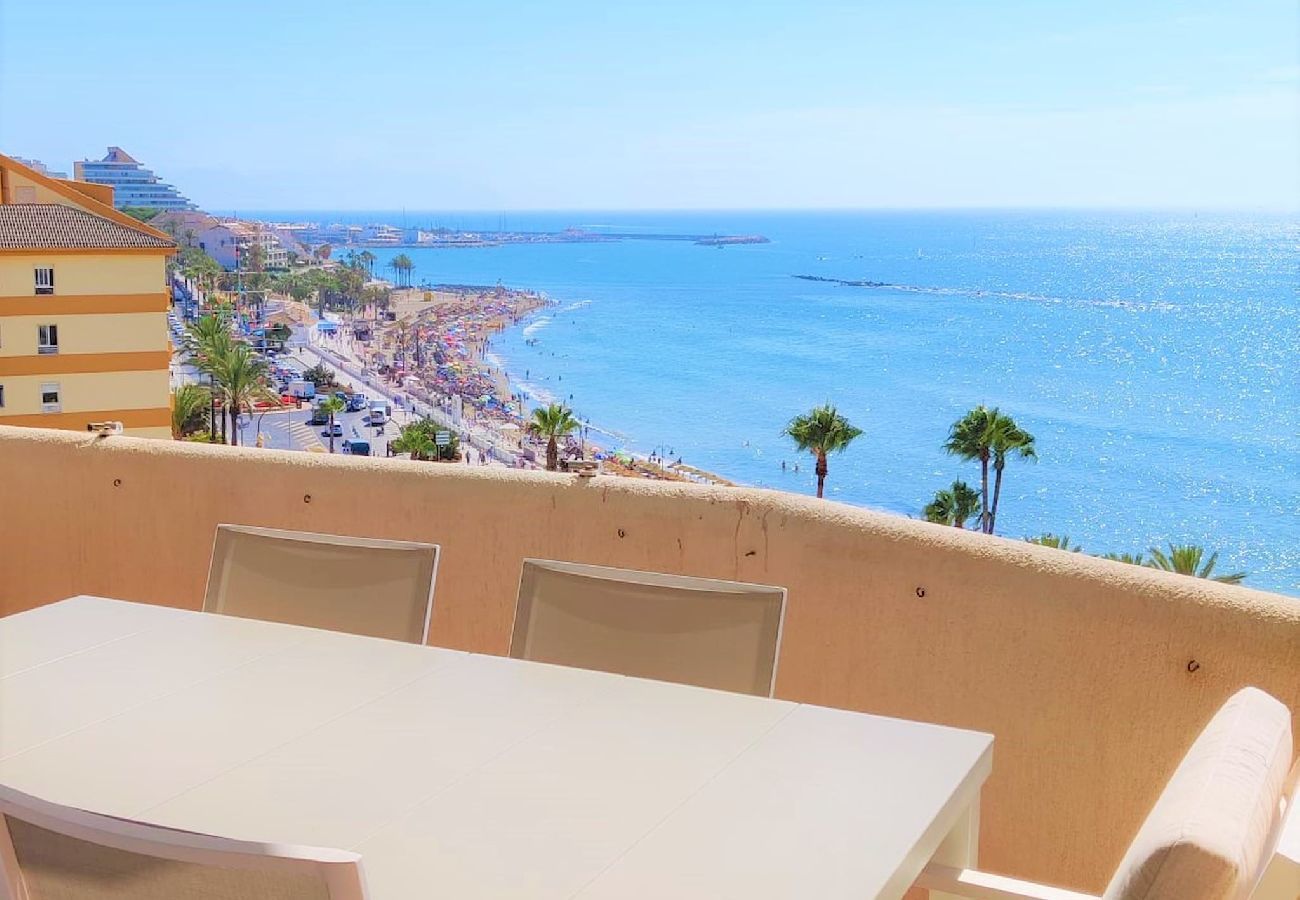 Apartment in Benalmádena - Large Deluxe Front Sea View Apartment Benalbeach