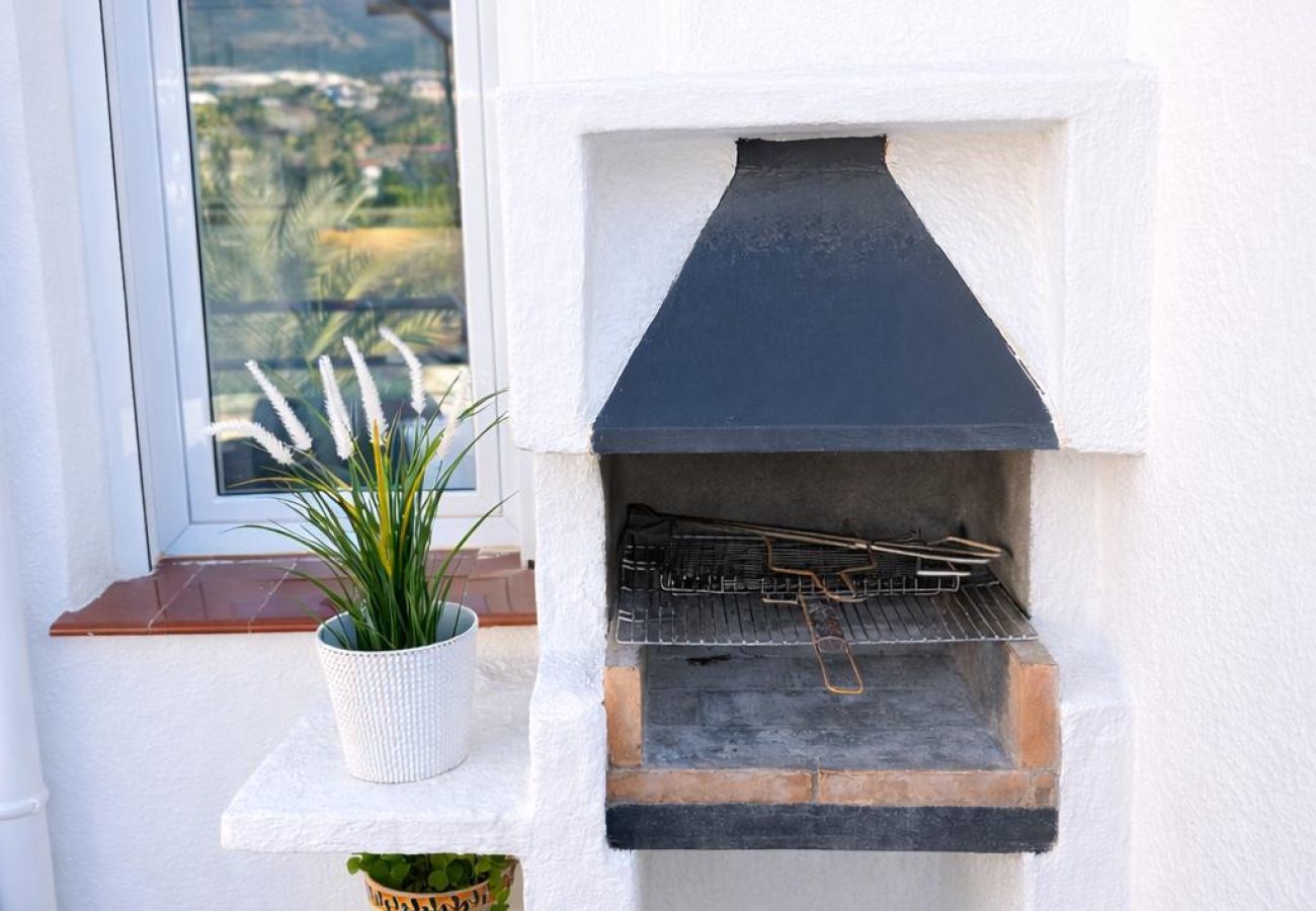 Apartment in Benalmádena - 1 Bedroom Apartment with Large Terrace and BBQ