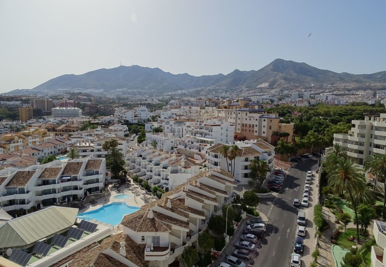 Apartment in Benalmádena - Benalmadena Front Line Sea View 1 Bedroom Large Apartment