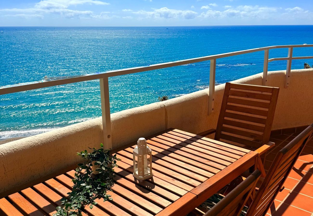 Apartment in Benalmádena - Deluxe Large Apartment with Sea Views Benalbeach