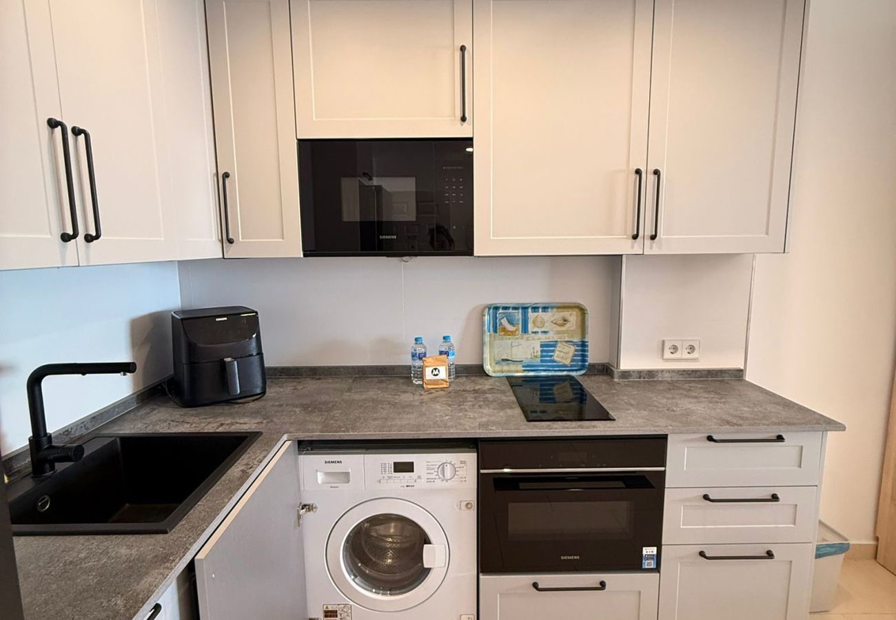 Apartment in Benalmádena - Deluxe Large Apartment with Sea Views Benalbeach