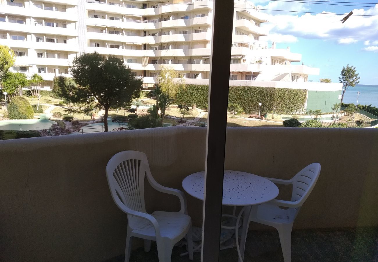 Apartment in Benalmádena - Benalbeach Apartment with Garden and Sea View