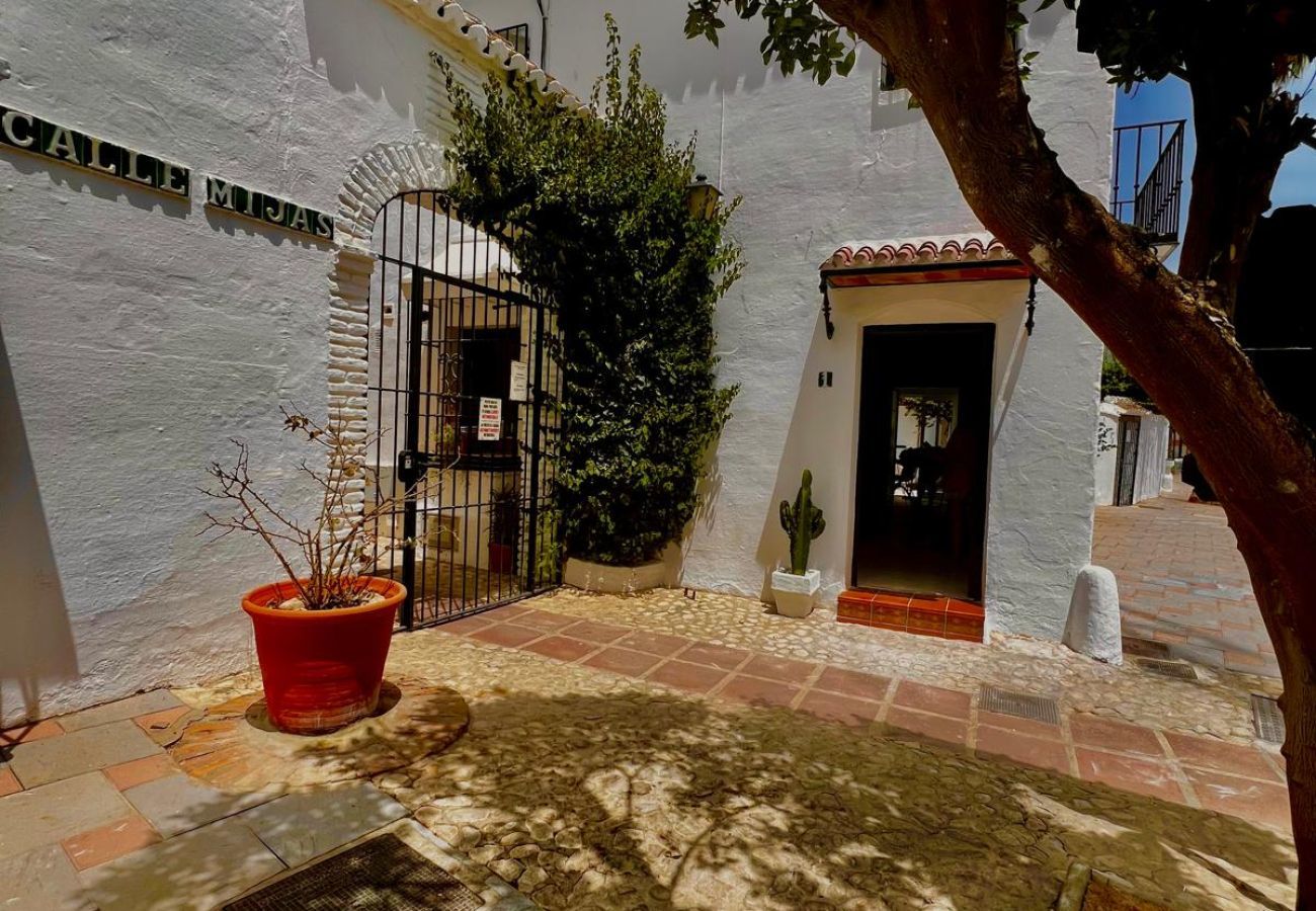 Townhouse in Fuengirola - Beautiful Andalusian Townhouse