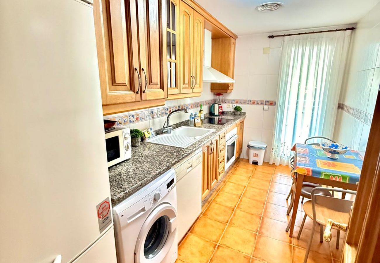 Apartment in Benalmádena - 2 Bedroom Apartment in Puerto Marina