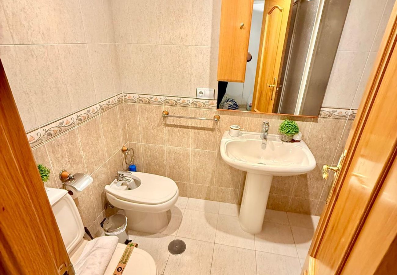 Apartment in Benalmádena - 2 Bedroom Apartment in Puerto Marina