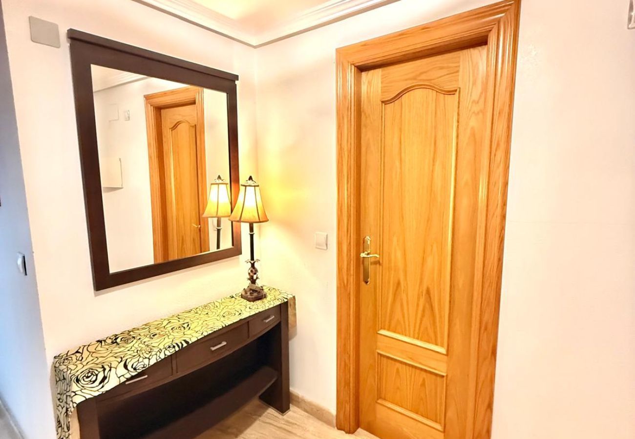 Apartment in Benalmádena - 2 Bedroom Apartment in Puerto Marina