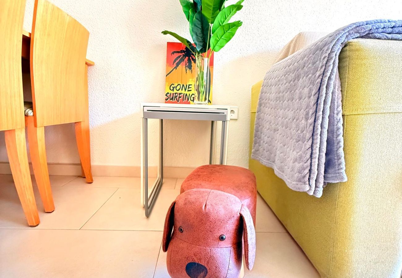 Apartment in Benalmádena - Charming Apartment in Benalbeach