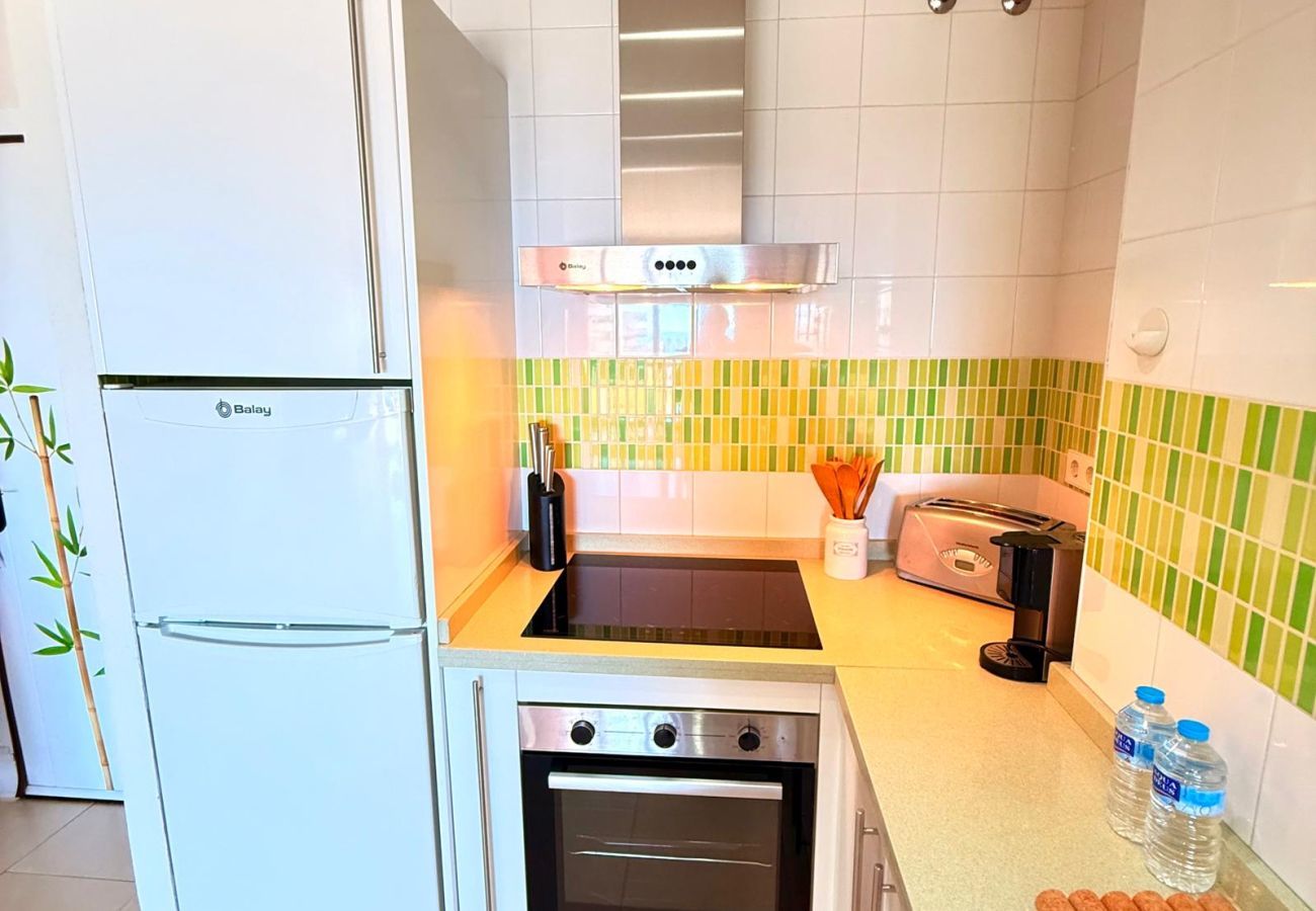Apartment in Benalmádena - Charming Apartment in Benalbeach