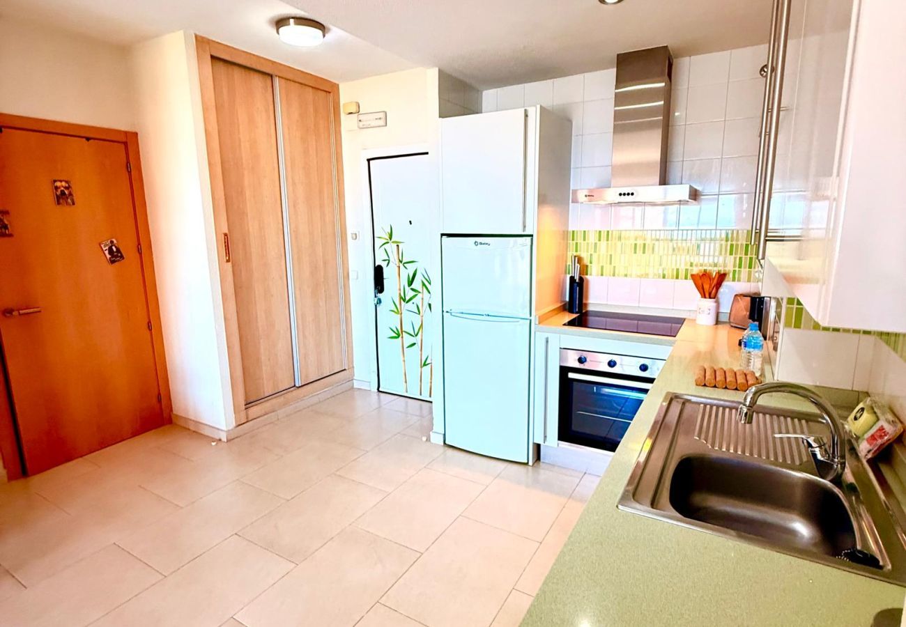 Apartment in Benalmádena - Charming Apartment in Benalbeach