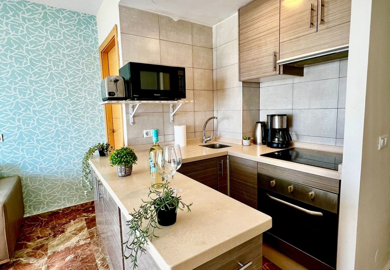 Apartment in Benalmádena - Apartment With Magnificent Frontal Sea View
