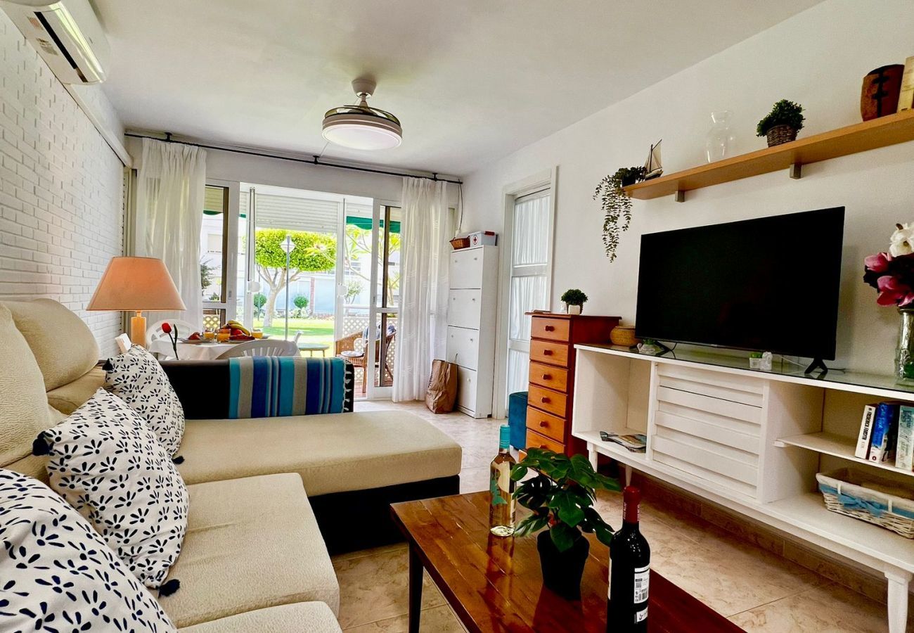 Apartment in Benalmádena - Garden View 1 bedroom Beach Retreat