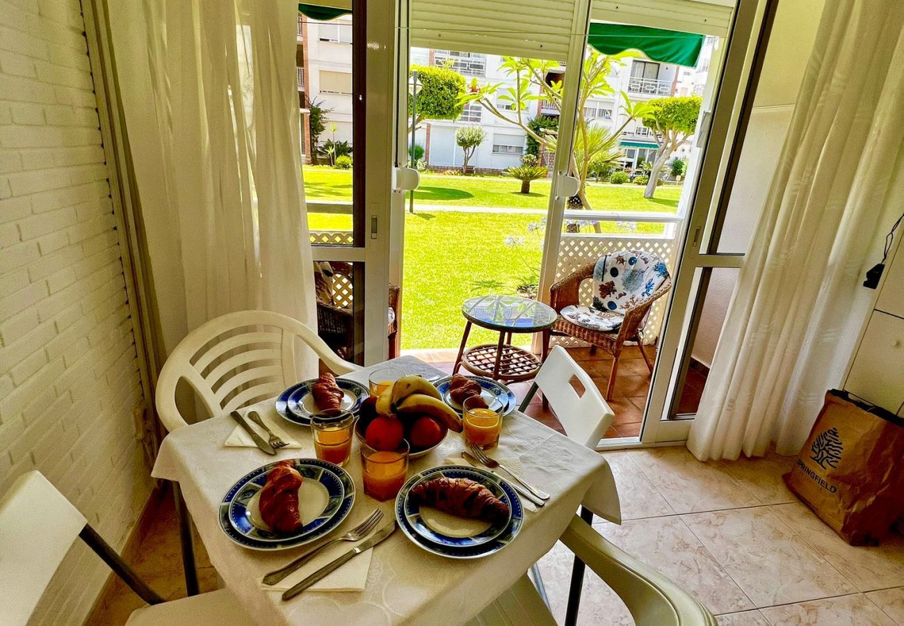 Apartment in Benalmádena - Garden View 1 bedroom Beach Retreat
