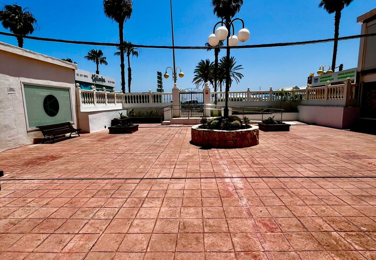 Apartment in Benalmádena - Garden View 1 bedroom Beach Retreat
