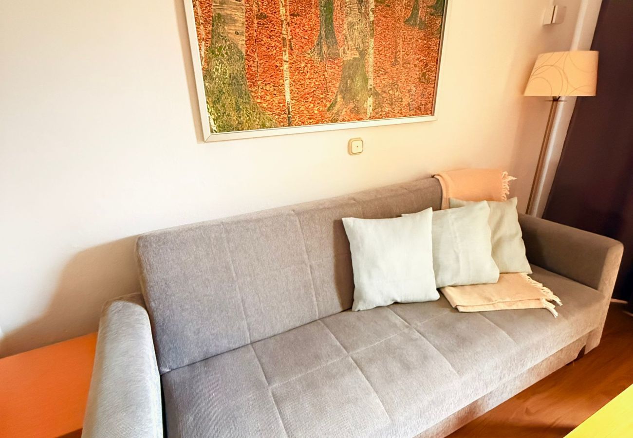 Apartment in Benalmádena - Pool View Apartment in Benalbeach