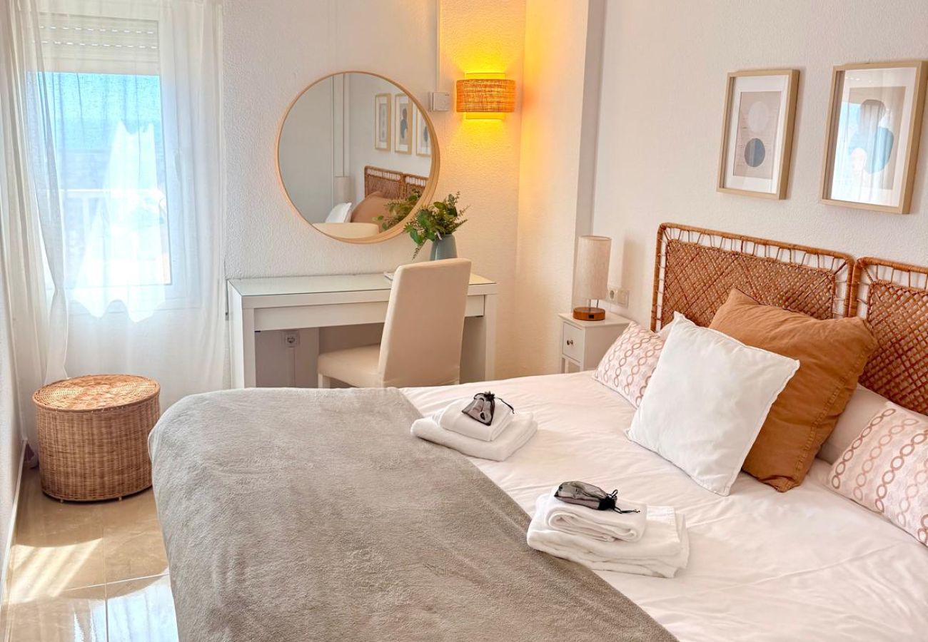 Apartment in Arroyo de la Miel - BONANZA 1 SUNNY BEDROOM APARTMENT, NEW 2026!