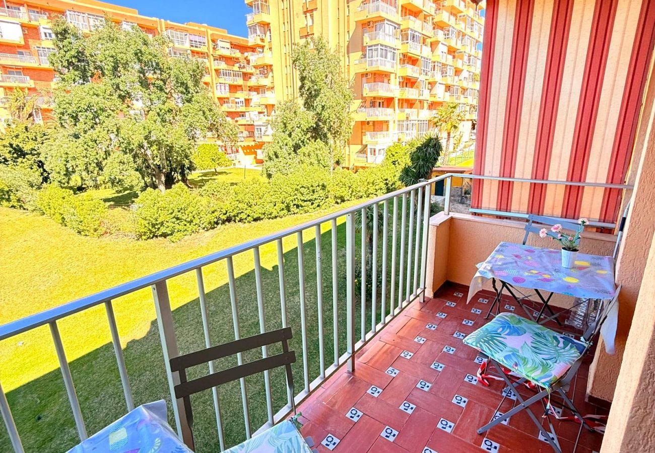 Apartment in Arroyo de la Miel - Charming apartment in Minerva Building, just a short walk from the beach in Arroyo de la Miel