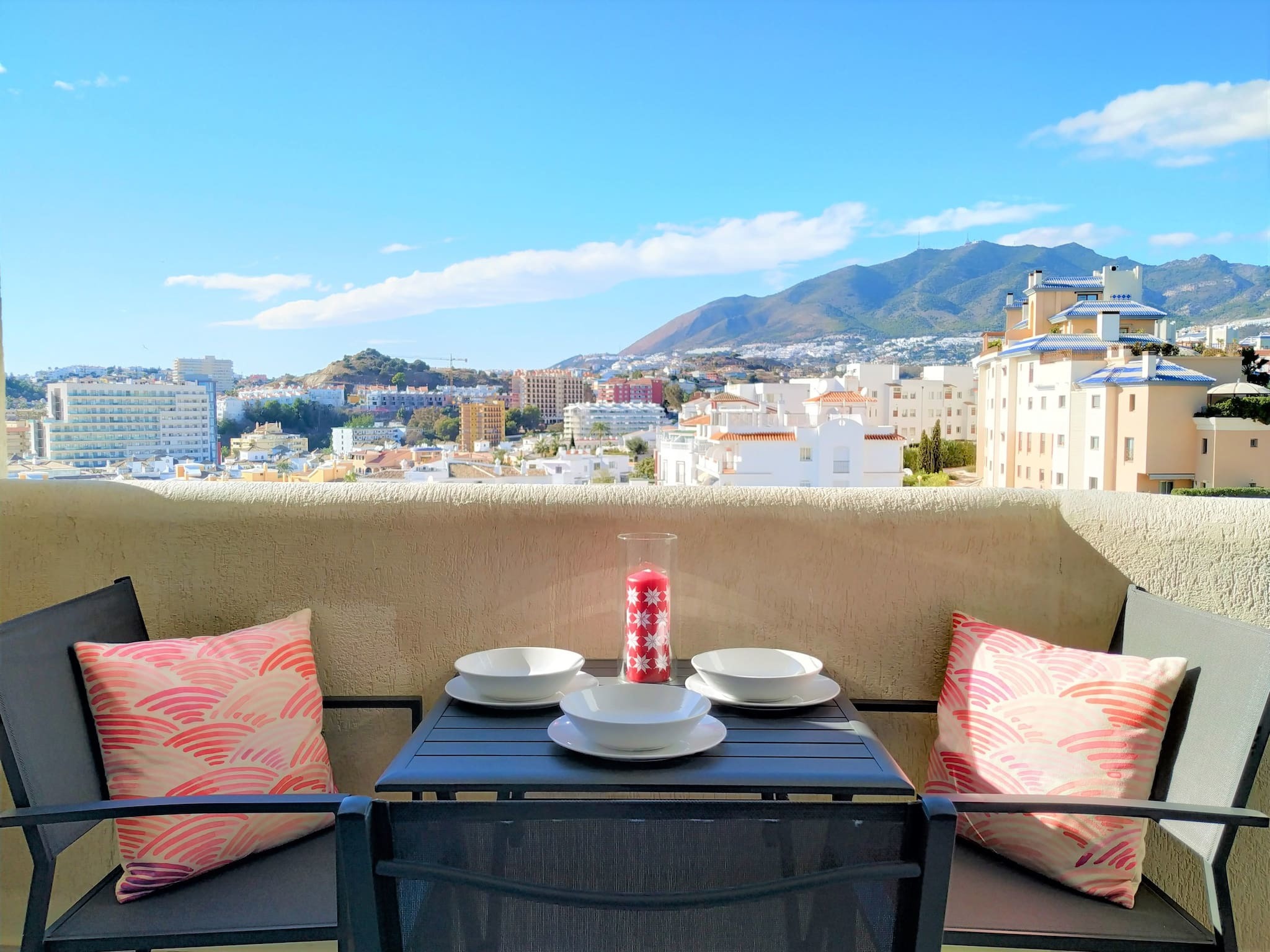  in Benalmádena - Luxury Apartment in BenalBeach with Beach Views