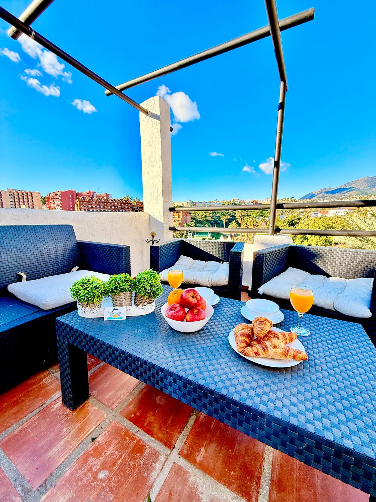  in Benalmádena - 1 Bedroom Apartment with Large Terrace and BBQ