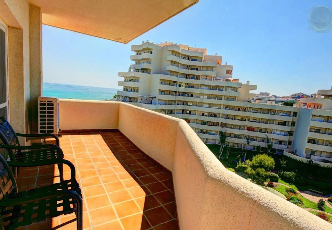 Apartment in Benalmádena - Large Apartment Side Sea View Benalbeach