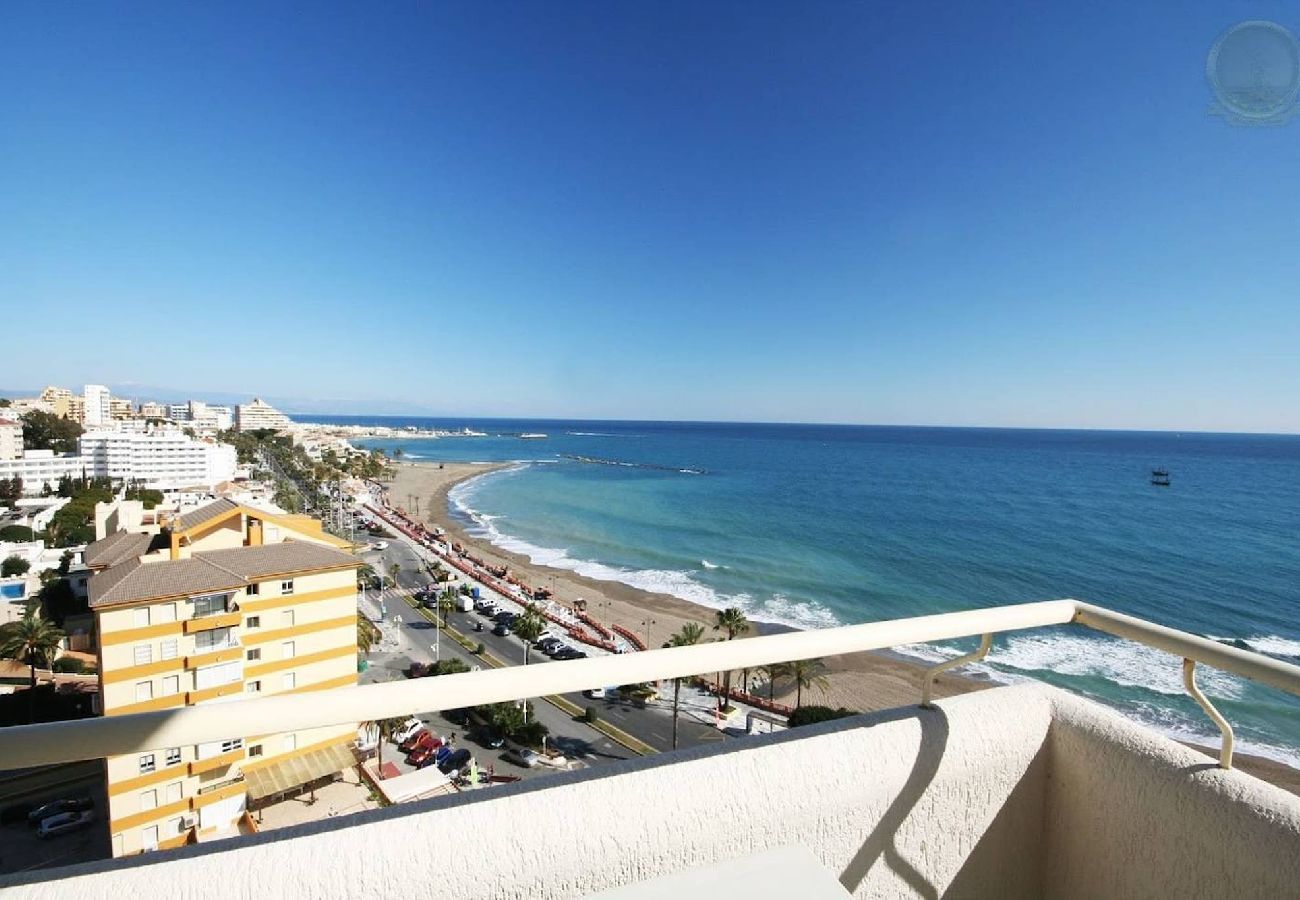 Apartment in Benalmádena - Benalbeach Apartment with Magnificent Sea View