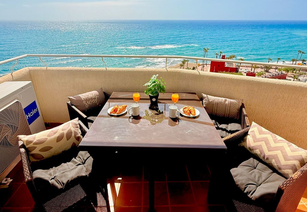 Apartment in Benalmádena - Benalbeach Apartment with Magnificent Sea View