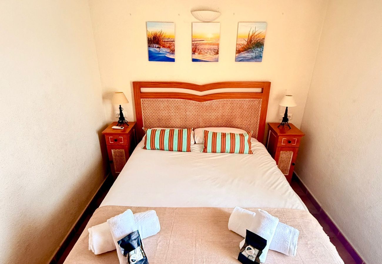 Apartment in Benalmádena - Benalbeach Apartment with Magnificent Sea View