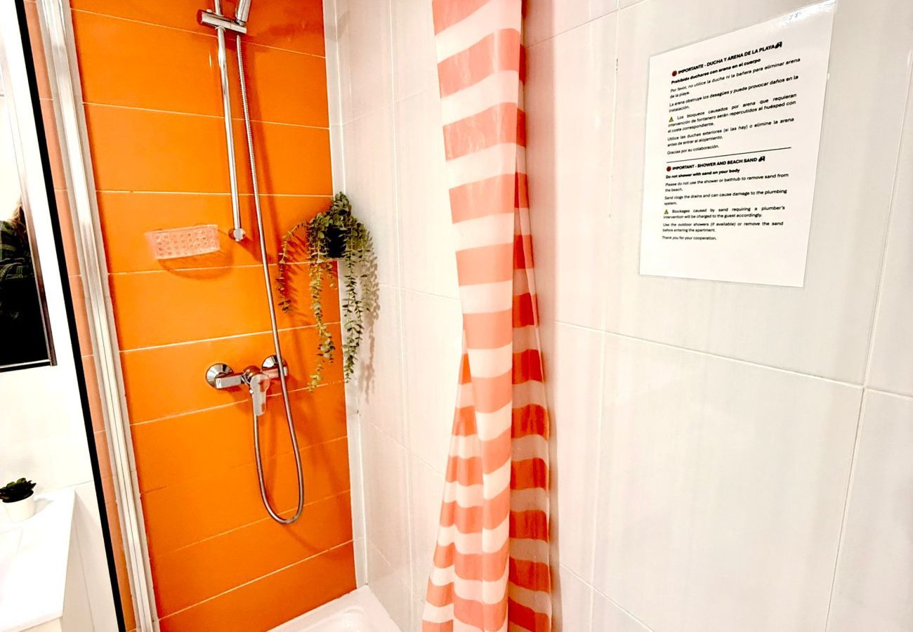 Studio in Benalmádena - Spacious Studio in Benalbeach with sea views