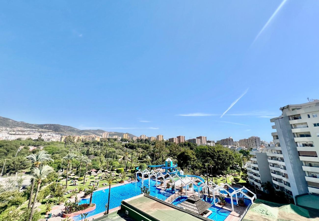 Apartment in Benalmádena - Apartment Large Terrace Sea & Mountain Benalbeach