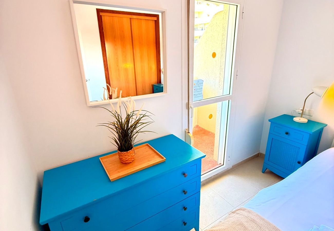 Apartment in Benalmádena - Apartment Large Terrace Sea & Mountain Benalbeach