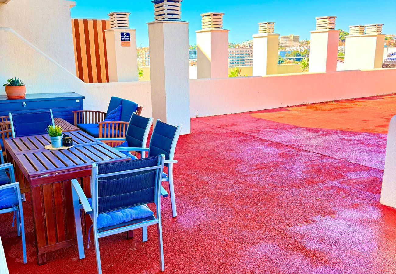 Apartment in Benalmádena - Apartment Large Terrace Sea & Mountain Benalbeach