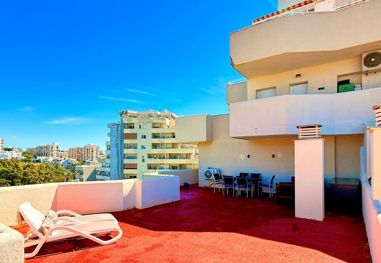 Apartment in Benalmádena - Apartment Large Terrace Sea & Mountain Benalbeach