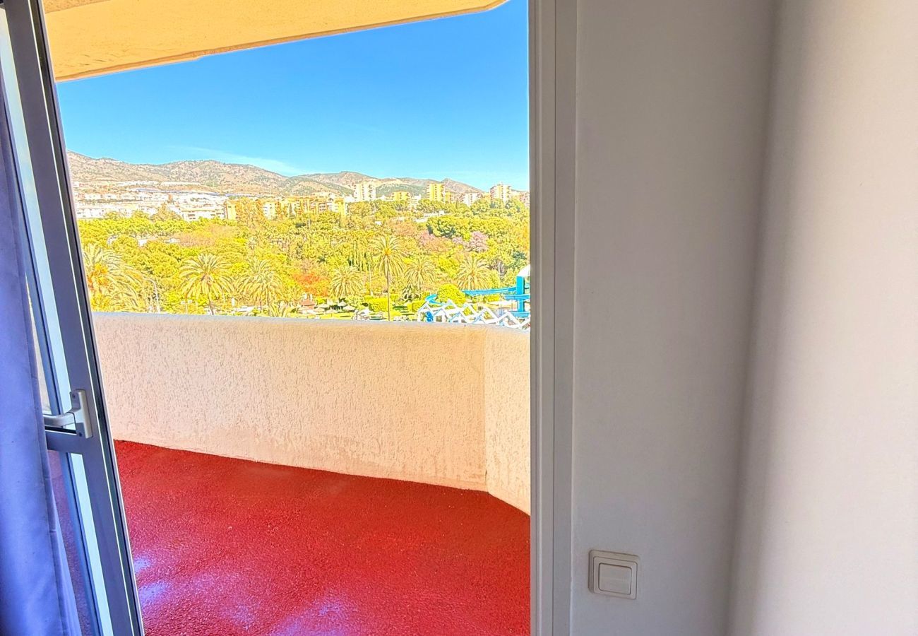Apartment in Benalmádena - Apartment Large Terrace Sea & Mountain Benalbeach
