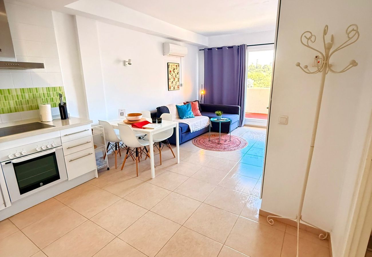 Apartment in Benalmádena - Apartment Large Terrace Sea & Mountain Benalbeach
