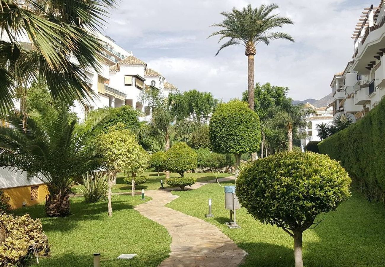 Apartment in Benalmádena - Family Apartment with 2 bedrooms