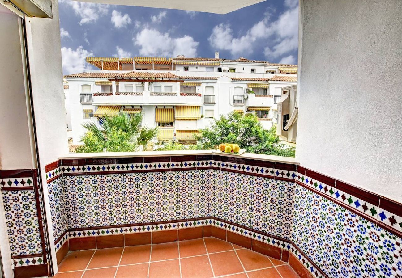 Apartment in Benalmádena - Family Apartment with 2 bedrooms