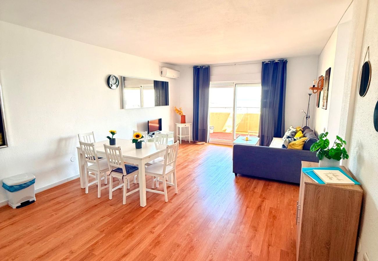 Apartment in Benalmádena - Apartment Front Sea View & Terrace BenalBeach