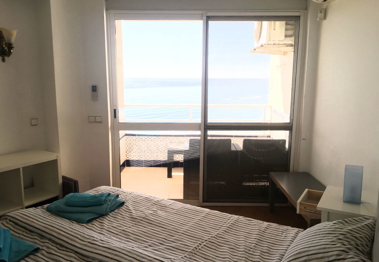 Apartment in Benalmádena - Deluxe penthouse with sea views near Puerto Marina