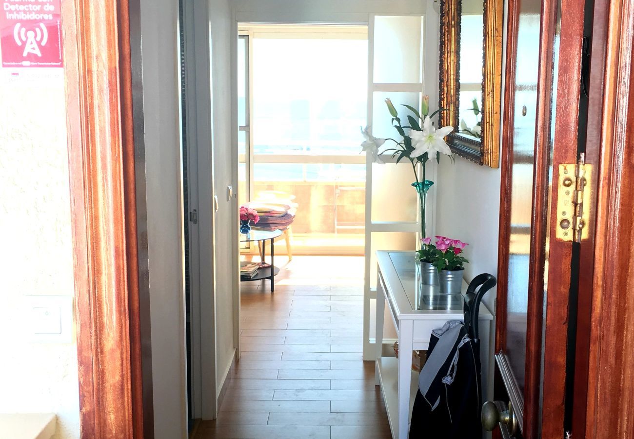 Apartment in Benalmádena - Deluxe penthouse with sea views near Puerto Marina