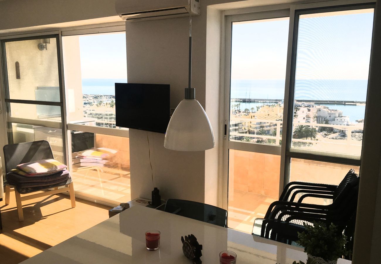 Apartment in Benalmádena - Deluxe penthouse with sea views near Puerto Marina