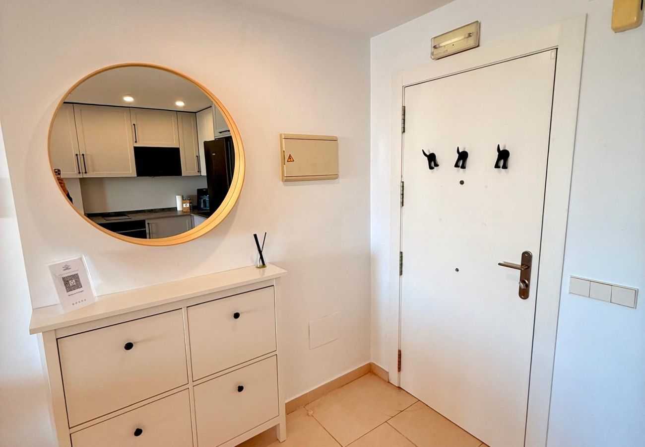 Apartment in Benalmádena - Deluxe Large Apartment with Sea Views Benalbeach